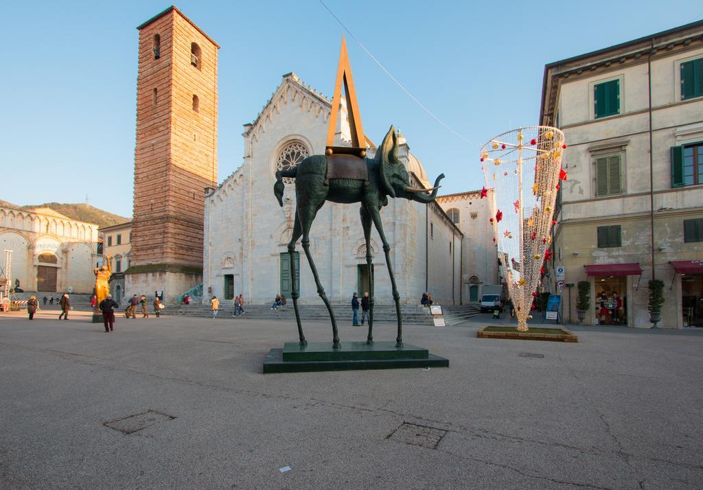 Bonnes Vacances A Pietrasanta Exterior photo